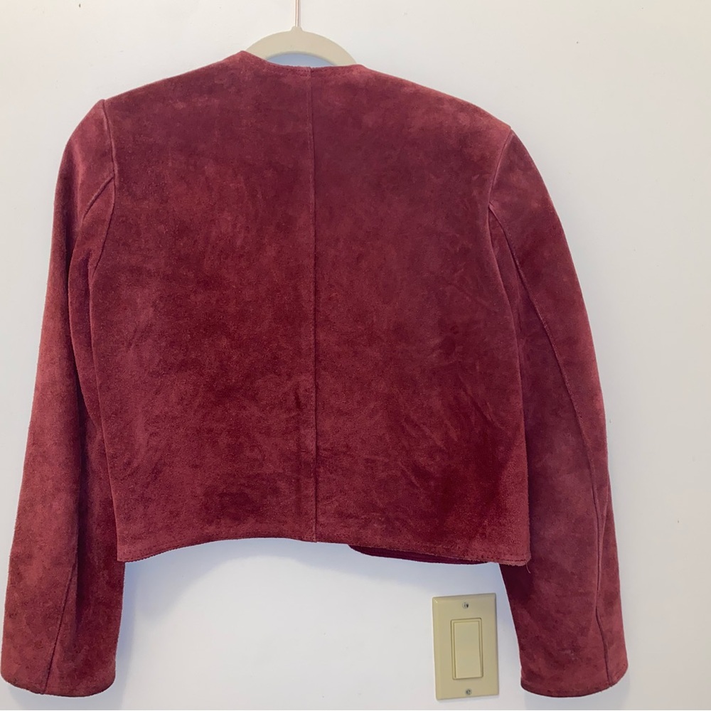 Cropped Suede Jacket - Picture 5 of 9